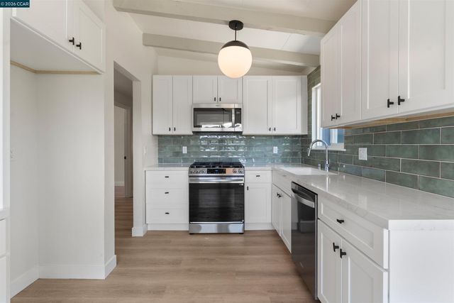 4661 Driftwood Ct, El Sobrante, CA 94803