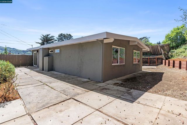 4661 Driftwood Ct, El Sobrante, CA 94803