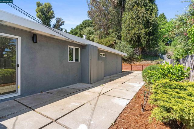 4661 Driftwood Ct, El Sobrante, CA 94803