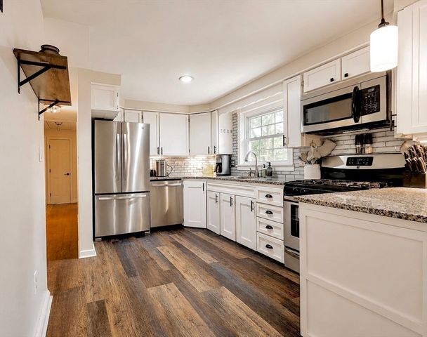 59 Ayer Street, Methuen, MA 01844
