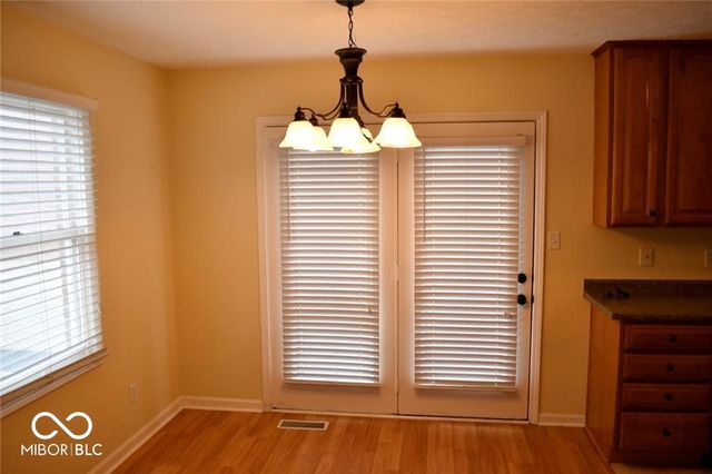 516 E 10th Street, Indianapolis, IN 46202