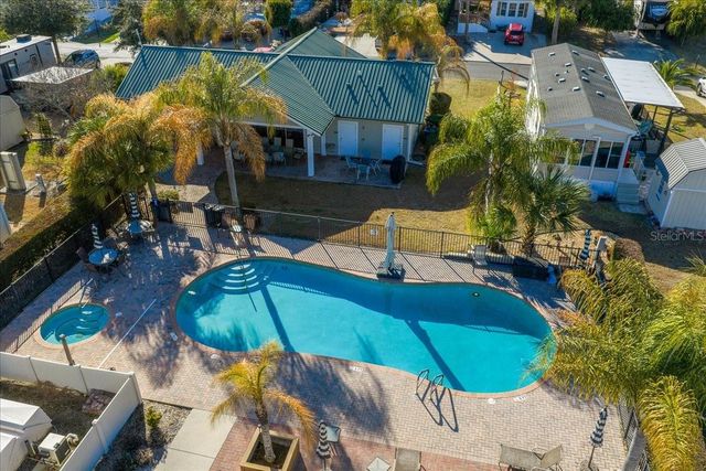 3255 NE 104TH AVENUE, Silver Springs, FL 34488