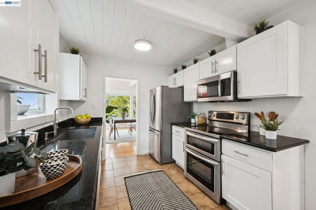 267 CAMBRIDGE AVE, Kensington, CA 94708