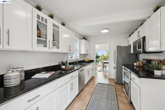 267 CAMBRIDGE AVE, Kensington, CA 94708