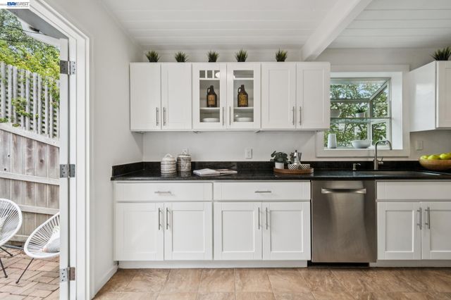 267 CAMBRIDGE AVE, Kensington, CA 94708