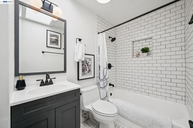 267 CAMBRIDGE AVE, Kensington, CA 94708