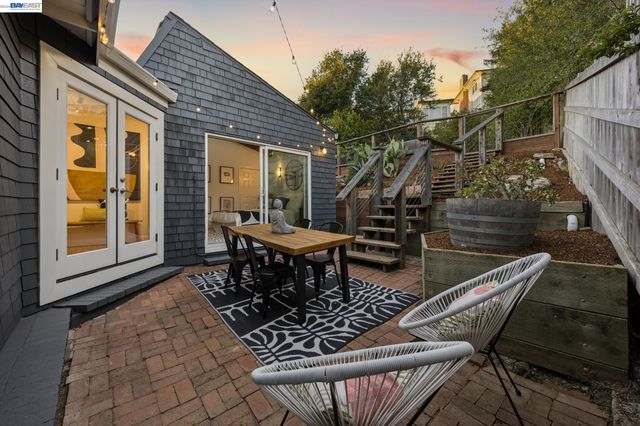 267 CAMBRIDGE AVE, Kensington, CA 94708