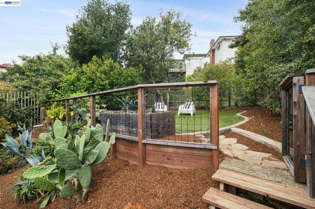 267 CAMBRIDGE AVE, Kensington, CA 94708