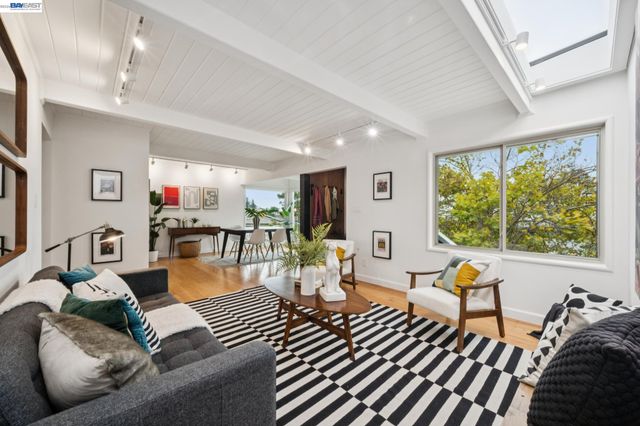 267 CAMBRIDGE AVE, Kensington, CA 94708