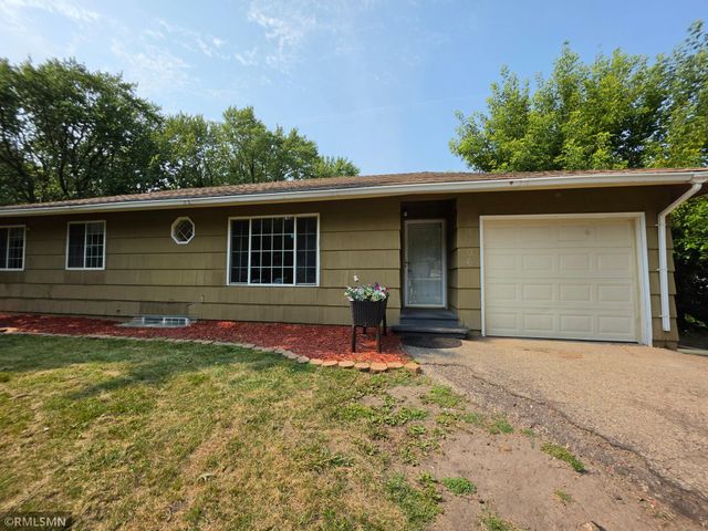 1306 Woodhill Road, Burnsville, MN 55337