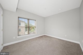 3000 FOUNTAINVIEW CIR #301, Newark, DE 19713