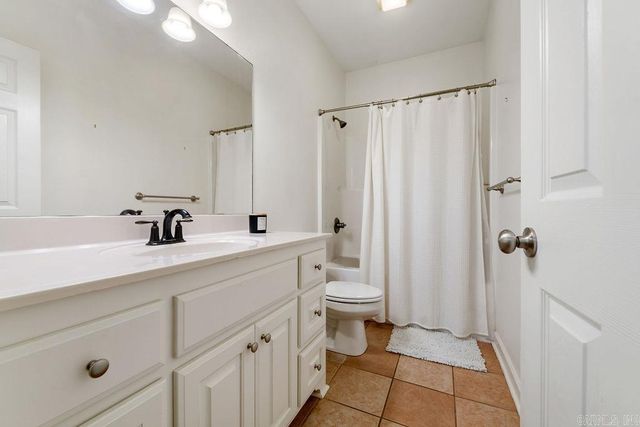 2112 Sulton St, Malvern, AR 72104