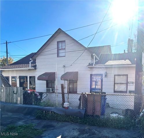 2162 Fulton Road, Cleveland, OH 44113