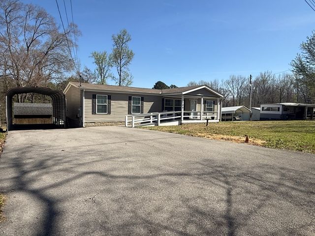 106 Fox Squirrel Dr, Dover, TN 37058