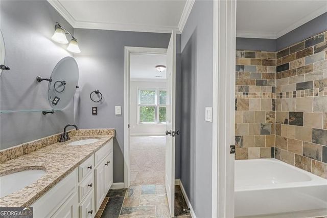 175 Woodcliff Drive, Suwanee, GA 30024