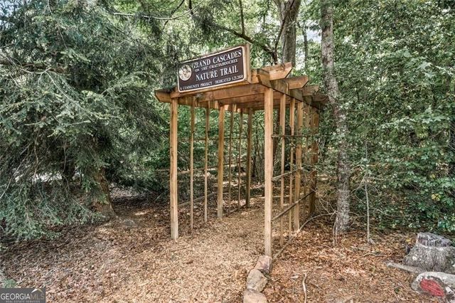 175 Woodcliff Drive, Suwanee, GA 30024