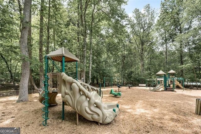 175 Woodcliff Drive, Suwanee, GA 30024
