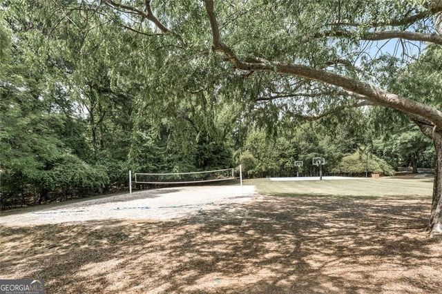 175 Woodcliff Drive, Suwanee, GA 30024