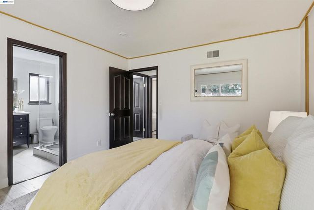 4972 Minas Dr, San Jose, CA 95136