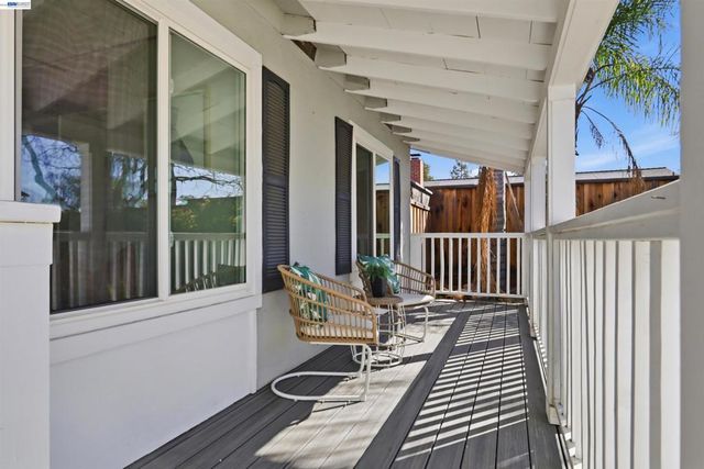 4972 Minas Dr, San Jose, CA 95136