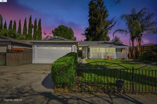 4972 Minas Dr, San Jose, CA 95136