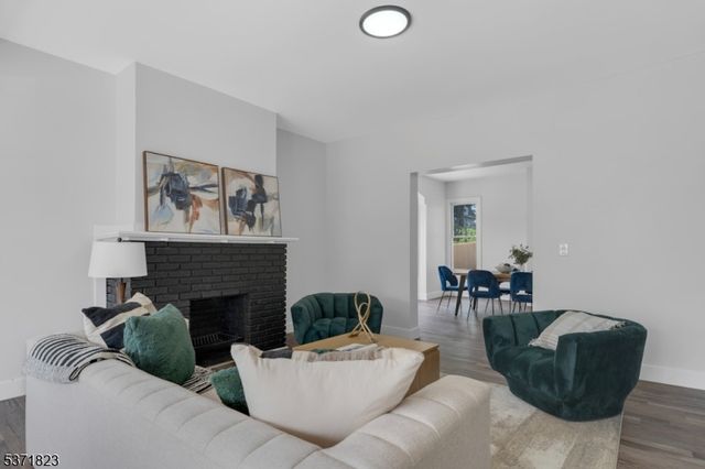 85 Hollywood Ave, East Orange City, NJ 07018