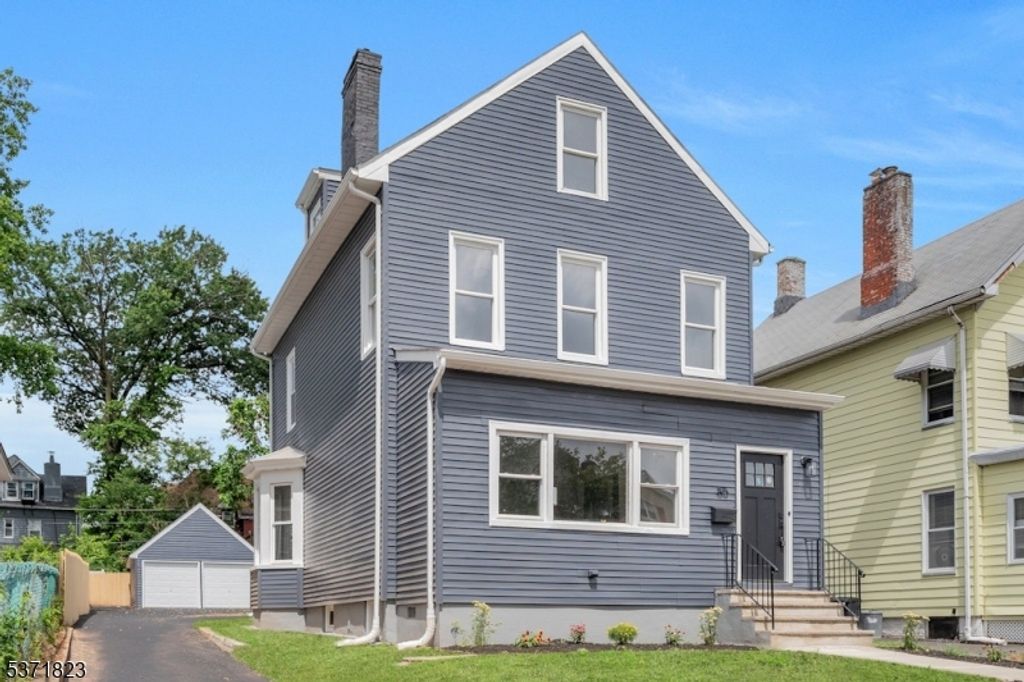 85 Hollywood Ave, East Orange City, NJ 07018