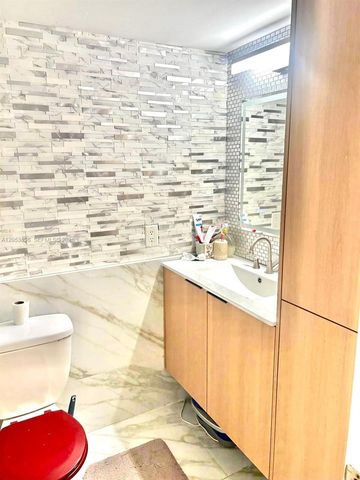 300 Diplomat Pkwy 301, Hallandale Beach, FL 33009