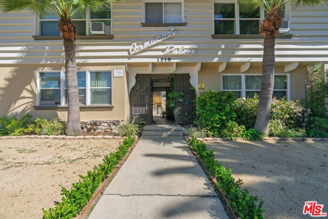 1218 Armacost Avenue, Los Angeles, CA 90025