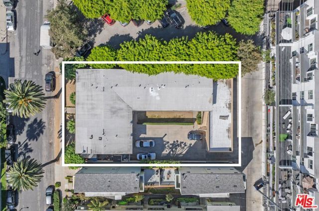 1218 Armacost Avenue, Los Angeles, CA 90025