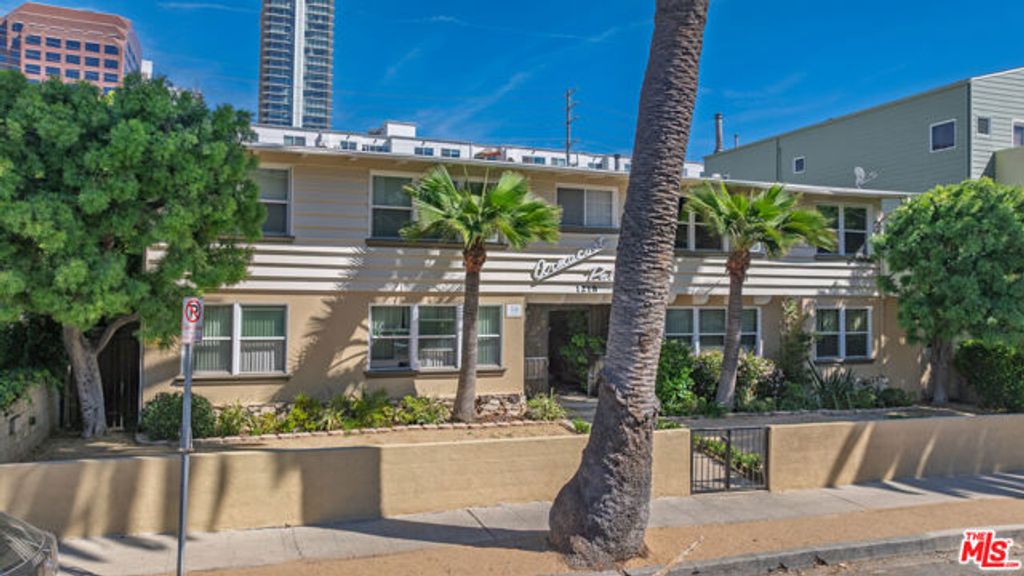 1218 Armacost Avenue, Los Angeles, CA 90025