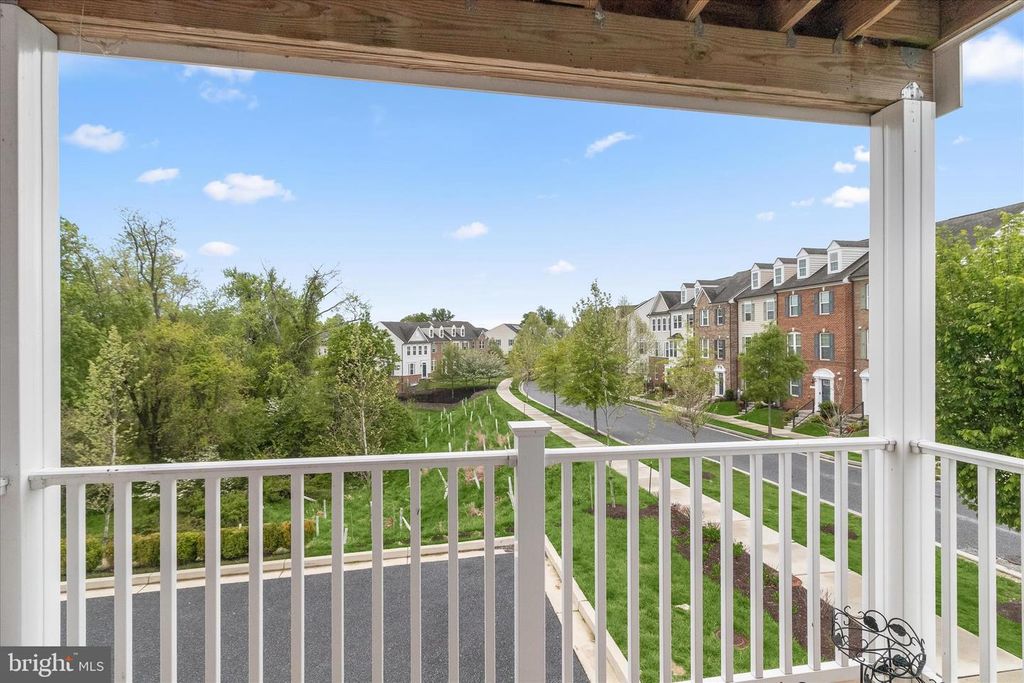 Image 23 of property listing at 9455 JAMES MACGOWAN LN #429, Owings Mills, MD 21117
