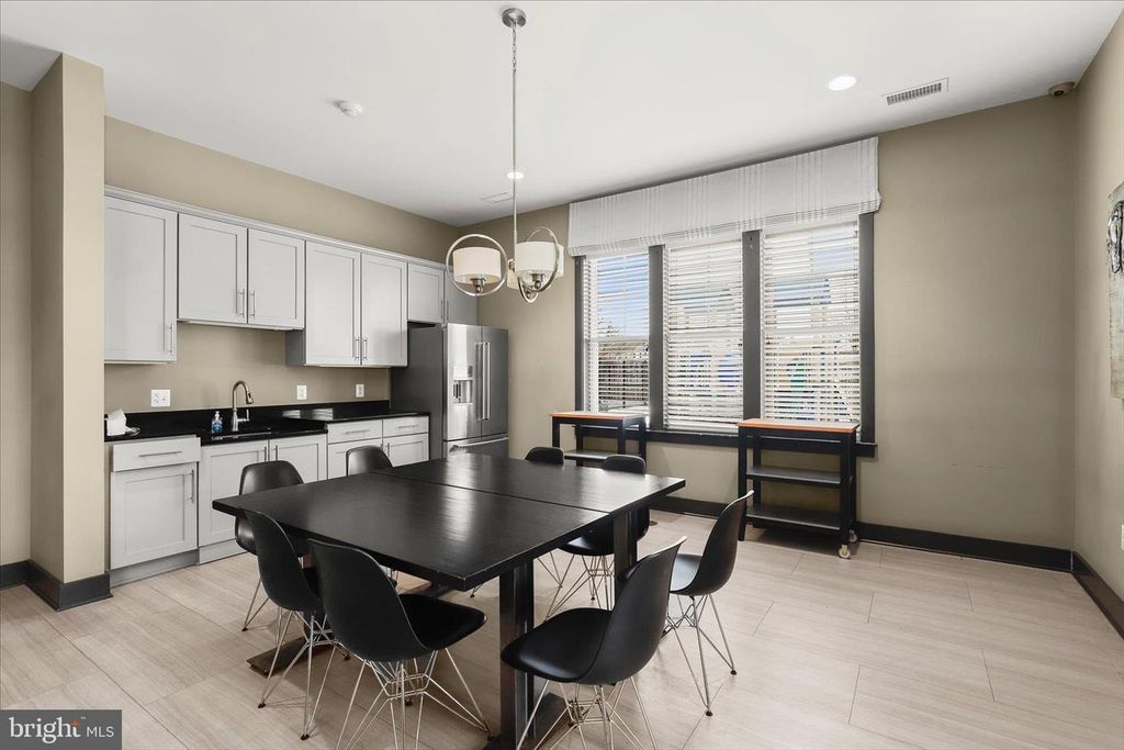 Image 29 of property listing at 9455 JAMES MACGOWAN LN #429, Owings Mills, MD 21117