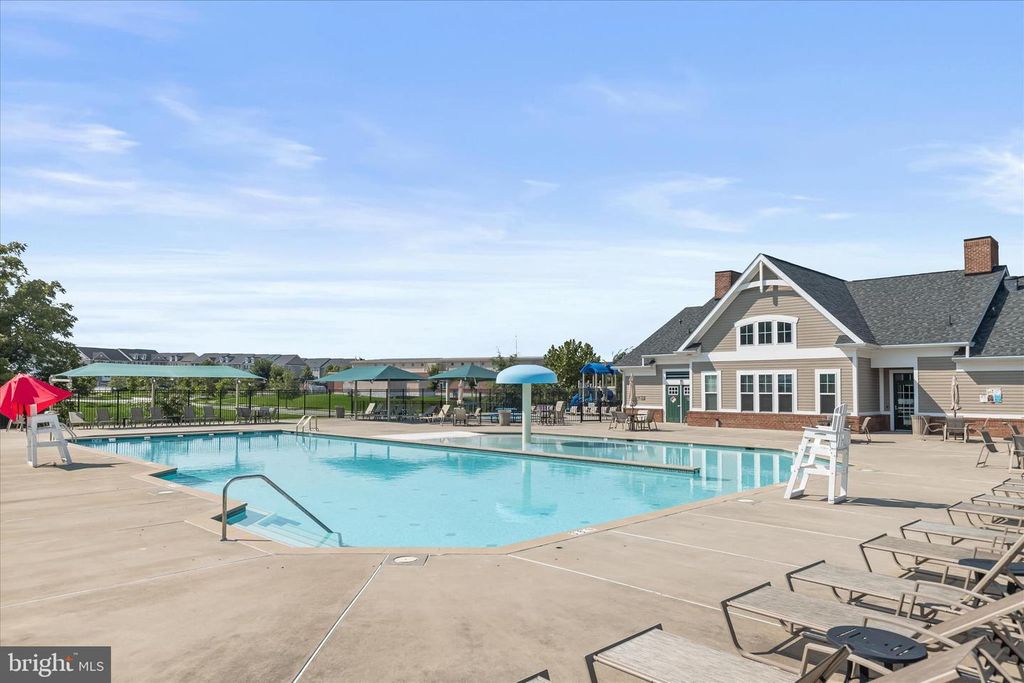 Image 32 of property listing at 9455 JAMES MACGOWAN LN #429, Owings Mills, MD 21117
