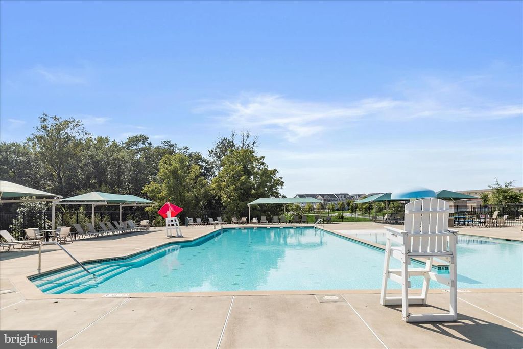 Image 33 of property listing at 9455 JAMES MACGOWAN LN #429, Owings Mills, MD 21117