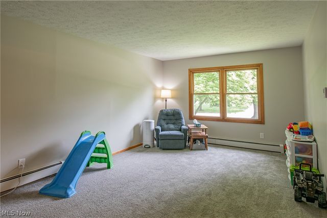 300 Tanglewood Trail, Wadsworth, OH 44281