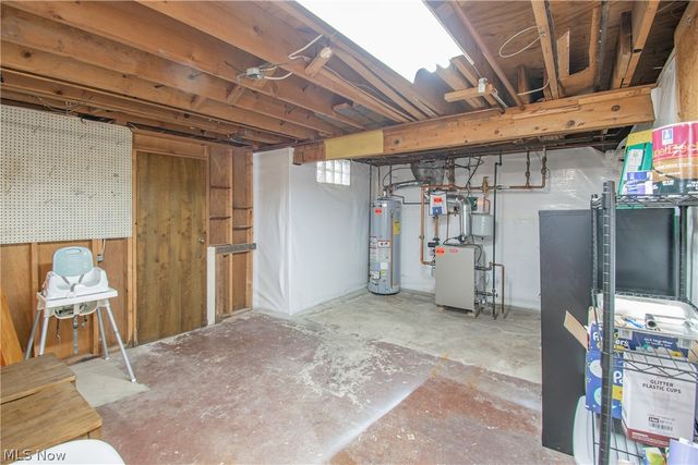 300 Tanglewood Trail, Wadsworth, OH 44281