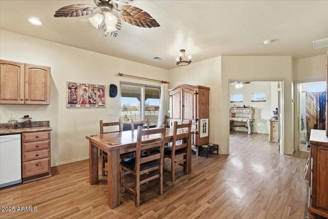 25860 N Cabernet Lane, Paulden, AZ 86334