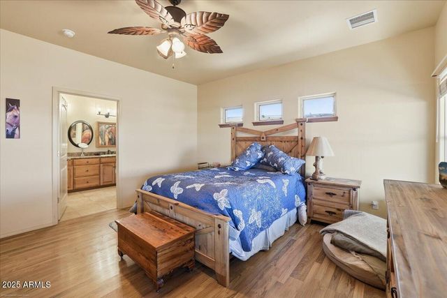 25860 N Cabernet Lane, Paulden, AZ 86334