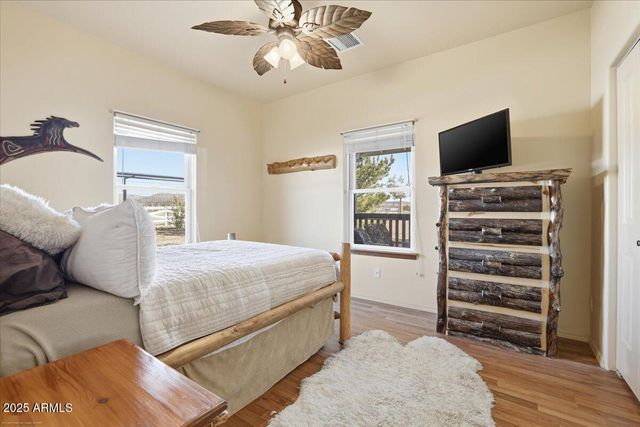 25860 N Cabernet Lane, Paulden, AZ 86334