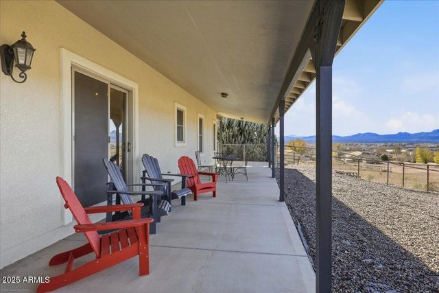 25860 N Cabernet Lane, Paulden, AZ 86334
