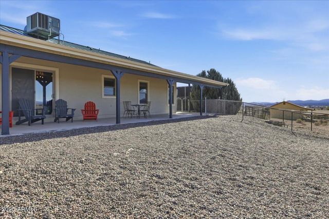 25860 N Cabernet Lane, Paulden, AZ 86334