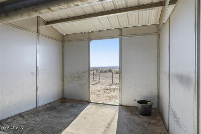 25860 N Cabernet Lane, Paulden, AZ 86334