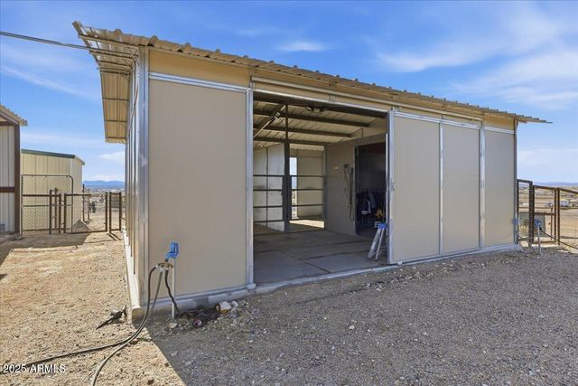 25860 N Cabernet Lane, Paulden, AZ 86334