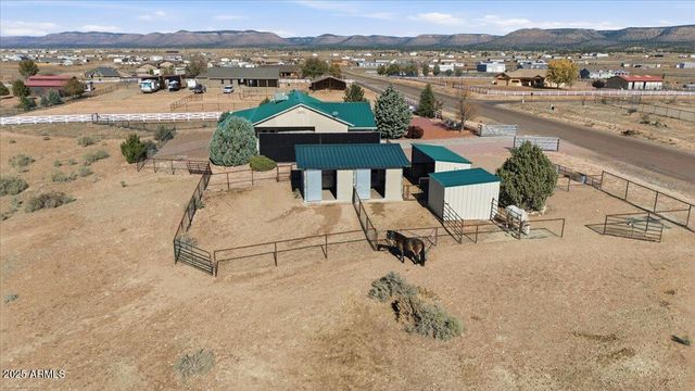 25860 N Cabernet Lane, Paulden, AZ 86334