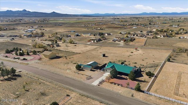 25860 N Cabernet Lane, Paulden, AZ 86334