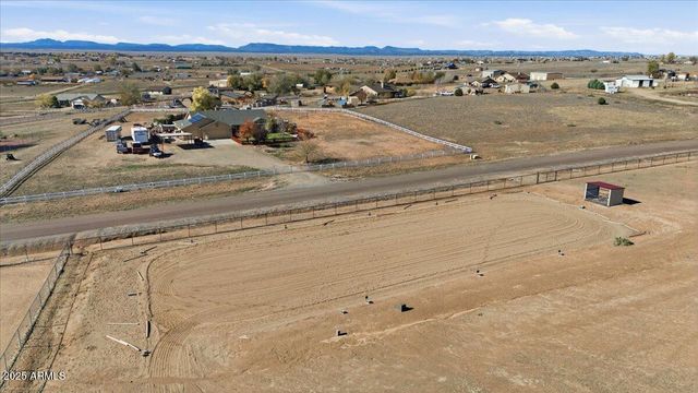 25860 N Cabernet Lane, Paulden, AZ 86334