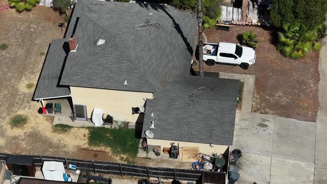 1057 Camellia St, Escondido, CA 92027
