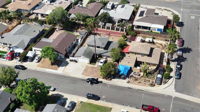 1057 Camellia St, Escondido, CA 92027