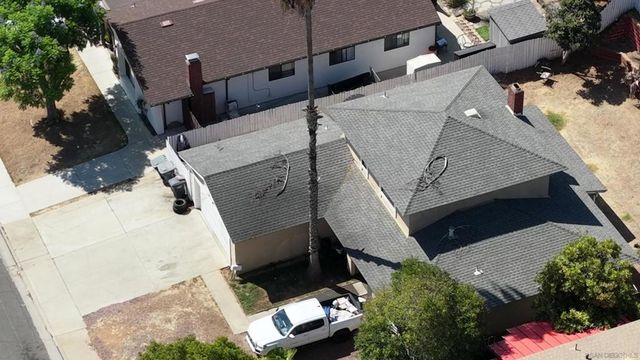 1057 Camellia St, Escondido, CA 92027